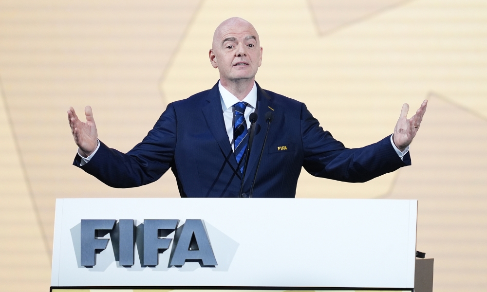 网球运动的魅力与挑战：从基础技巧到职业赛事的全面解析