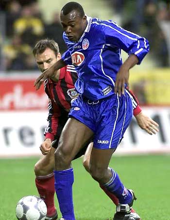 水温对游泳体验的影响与最佳水温选择分析